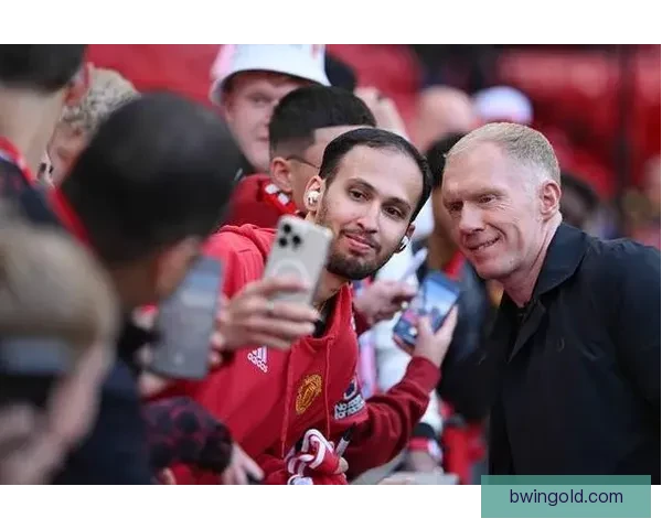 倚老卖老成流量密码曼联92班频踩老东家贬低现役博眼球